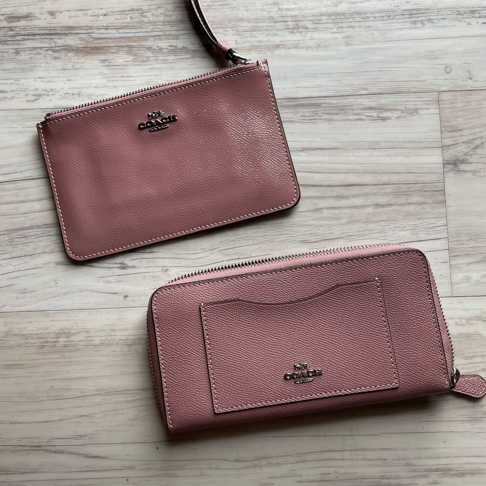 COACH DUSTY ROSE PINK WALLET WITH MATCHING WRIST WALLET